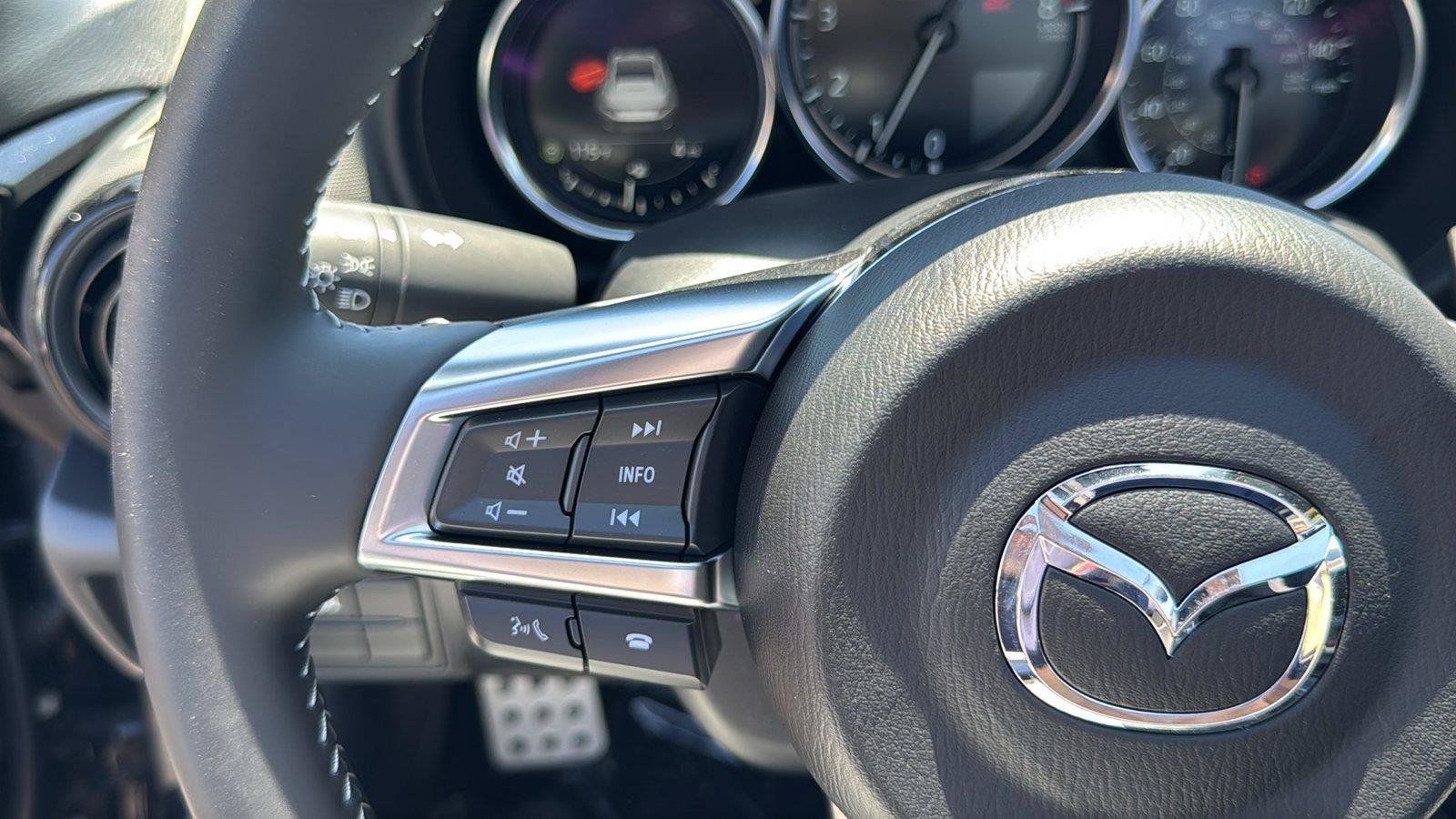New 2026 MAZDA MX-5 Miata RF Club w/ Interior Package RWD image 12