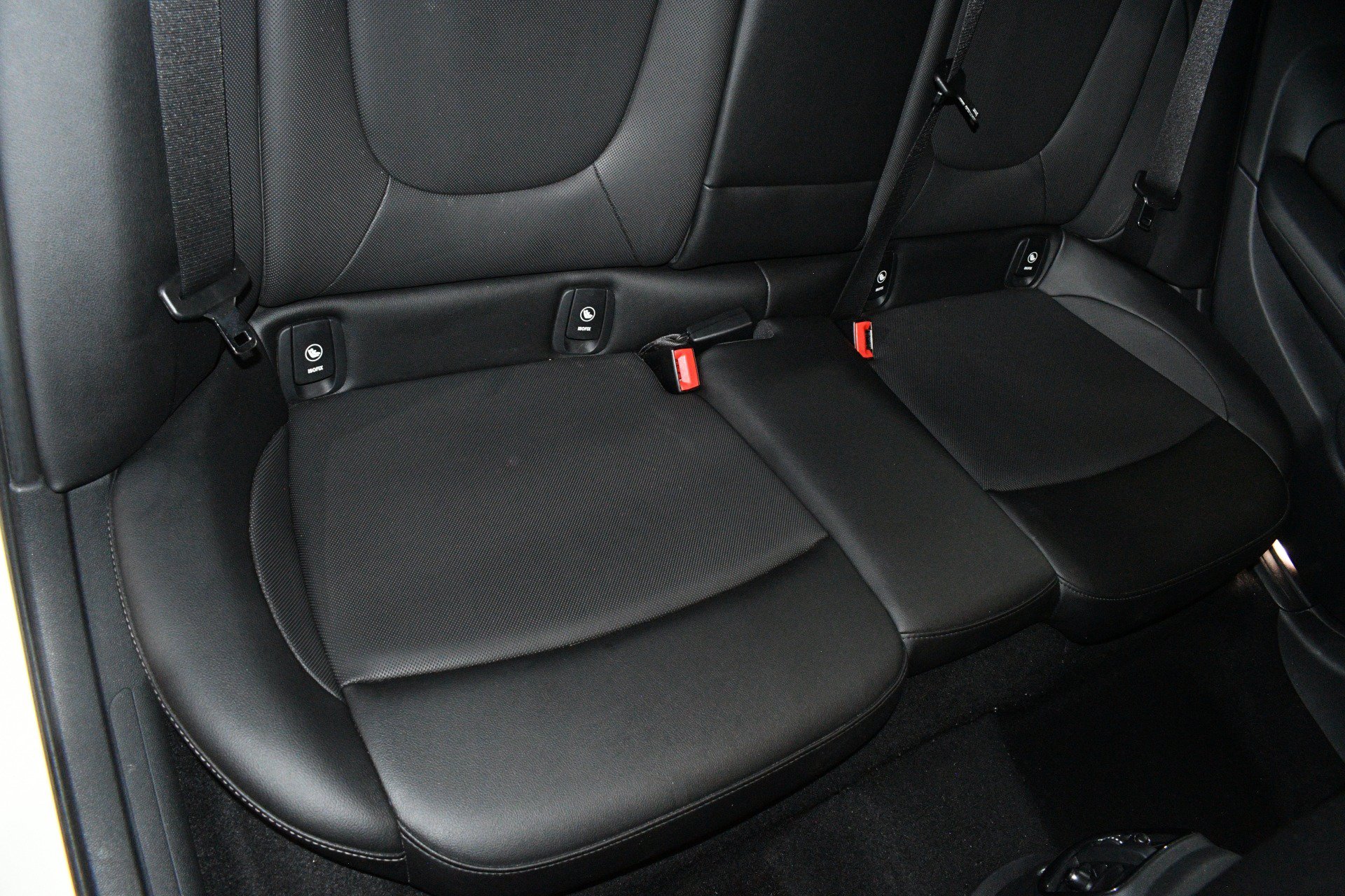 Used 2016 MINI Cooper Clubman FWD image 18