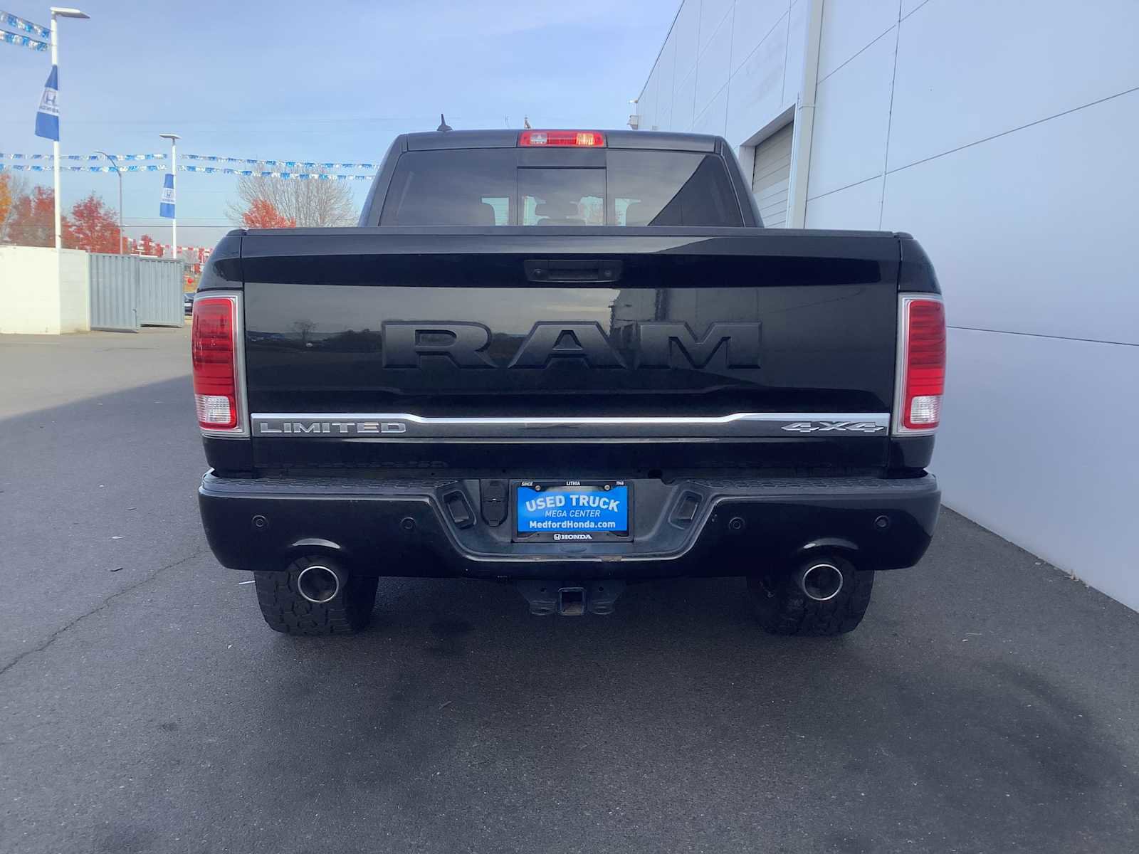 Used 2017 RAM 1500 Limited image 5