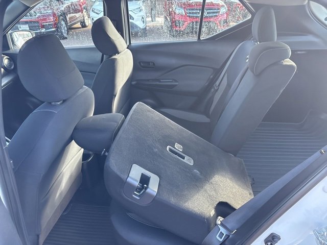 Used 2018 Nissan Kicks S image 28