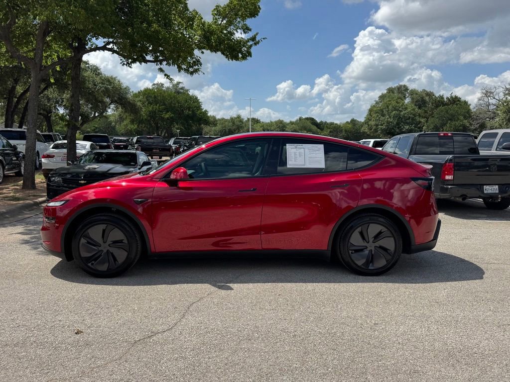 Used 2026 Tesla Model Y 2WD image 3