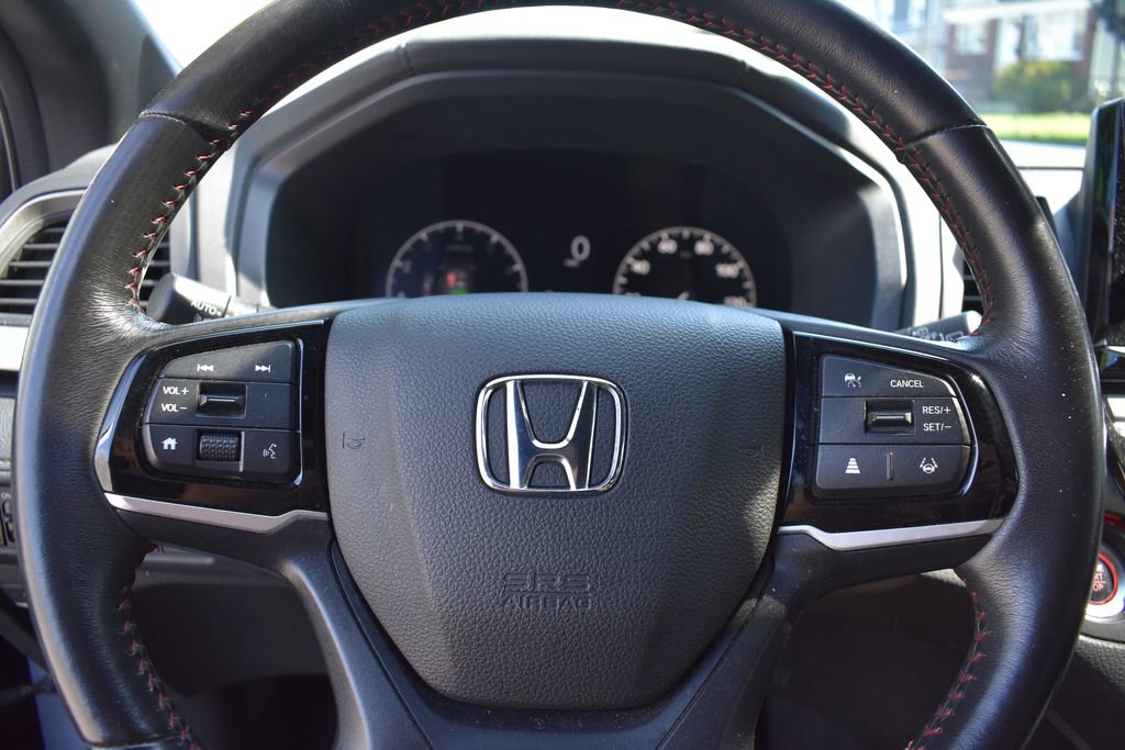 Used 2025 Honda Odyssey Sport-L image 12
