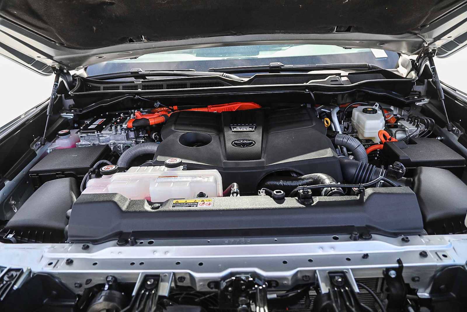 Certified 2025 Toyota Sequoia SR5 image 28