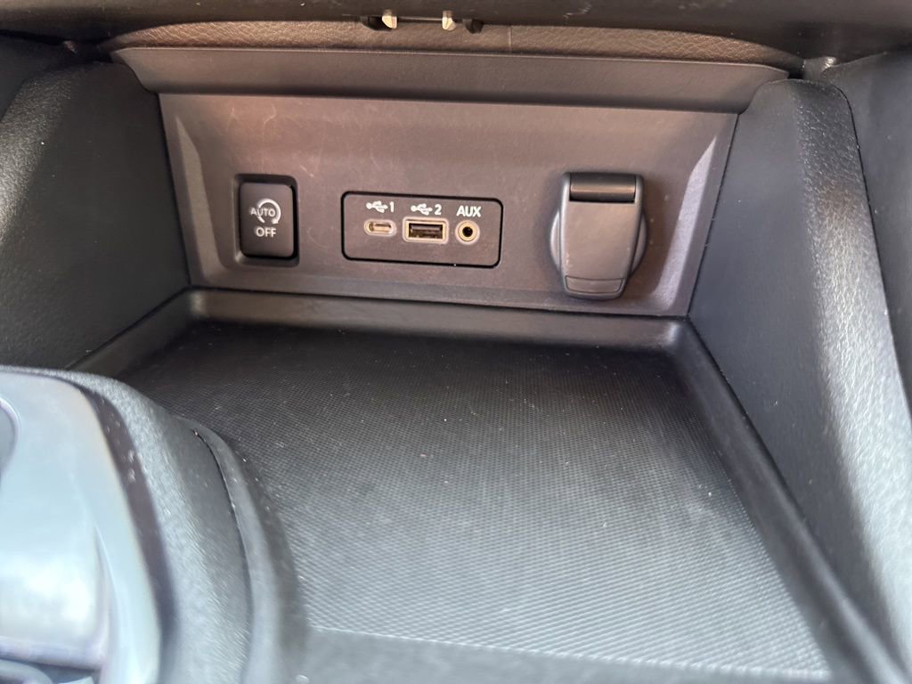 Used 2024 Nissan Sentra SR w/ SR Premium Package image 25