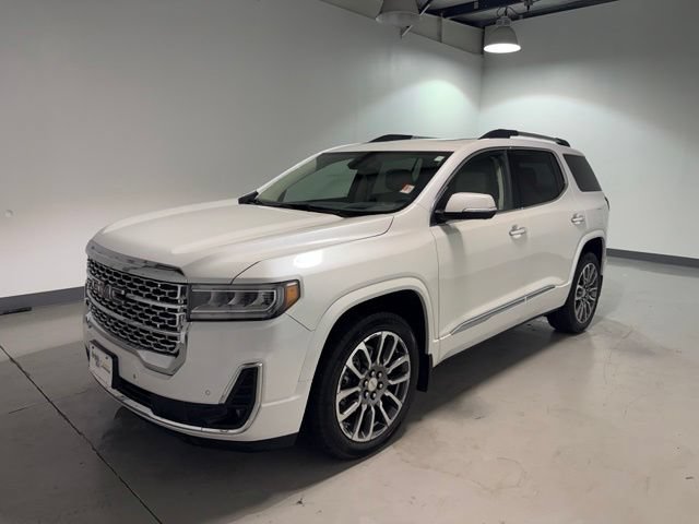 Used 2021 GMC Acadia Denali w/ Denali Ultimate Package AWD/4WD image 3