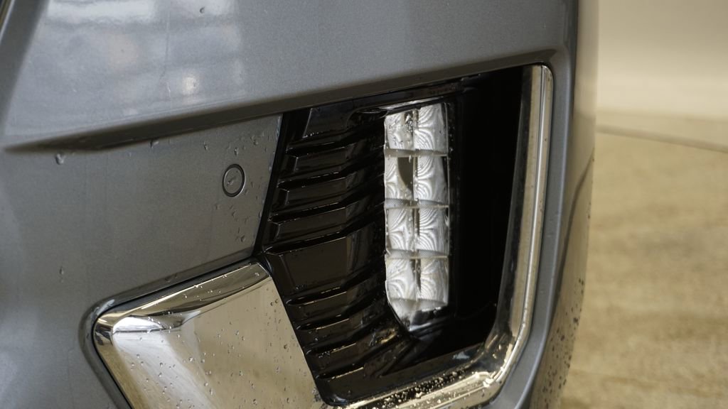 Used 2021 GMC Yukon XL SLT w/ SLT Premium Package image 19