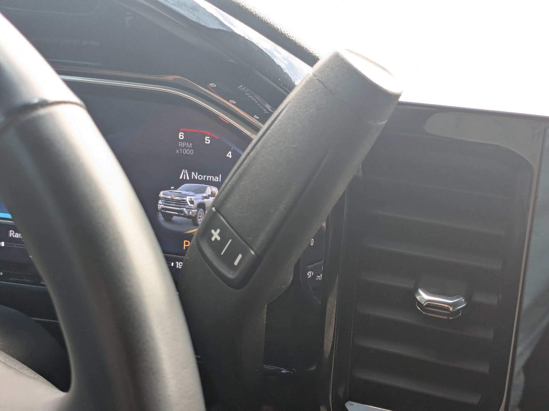 Used 2025 Chevrolet Silverado 3500 LT w/ Z71 Chrome Sport Edition AWD/4WD image 26