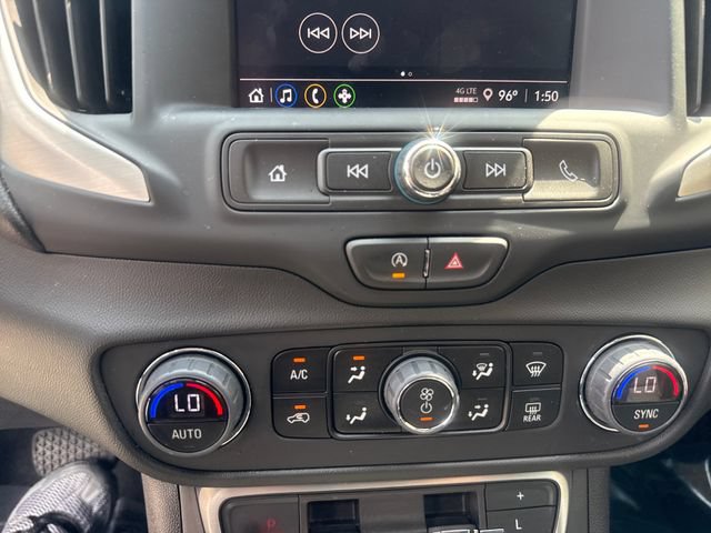 Used 2024 GMC Terrain SLE w/ Driver Convenience Package FWD image 15