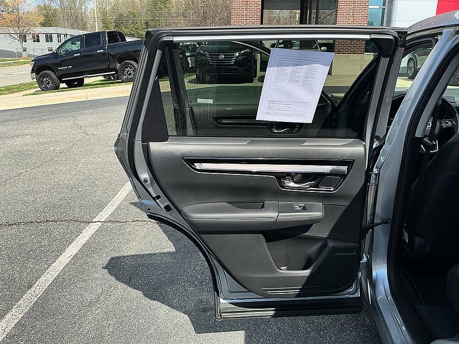 Used 2023 Honda CR-V EX-L image 22