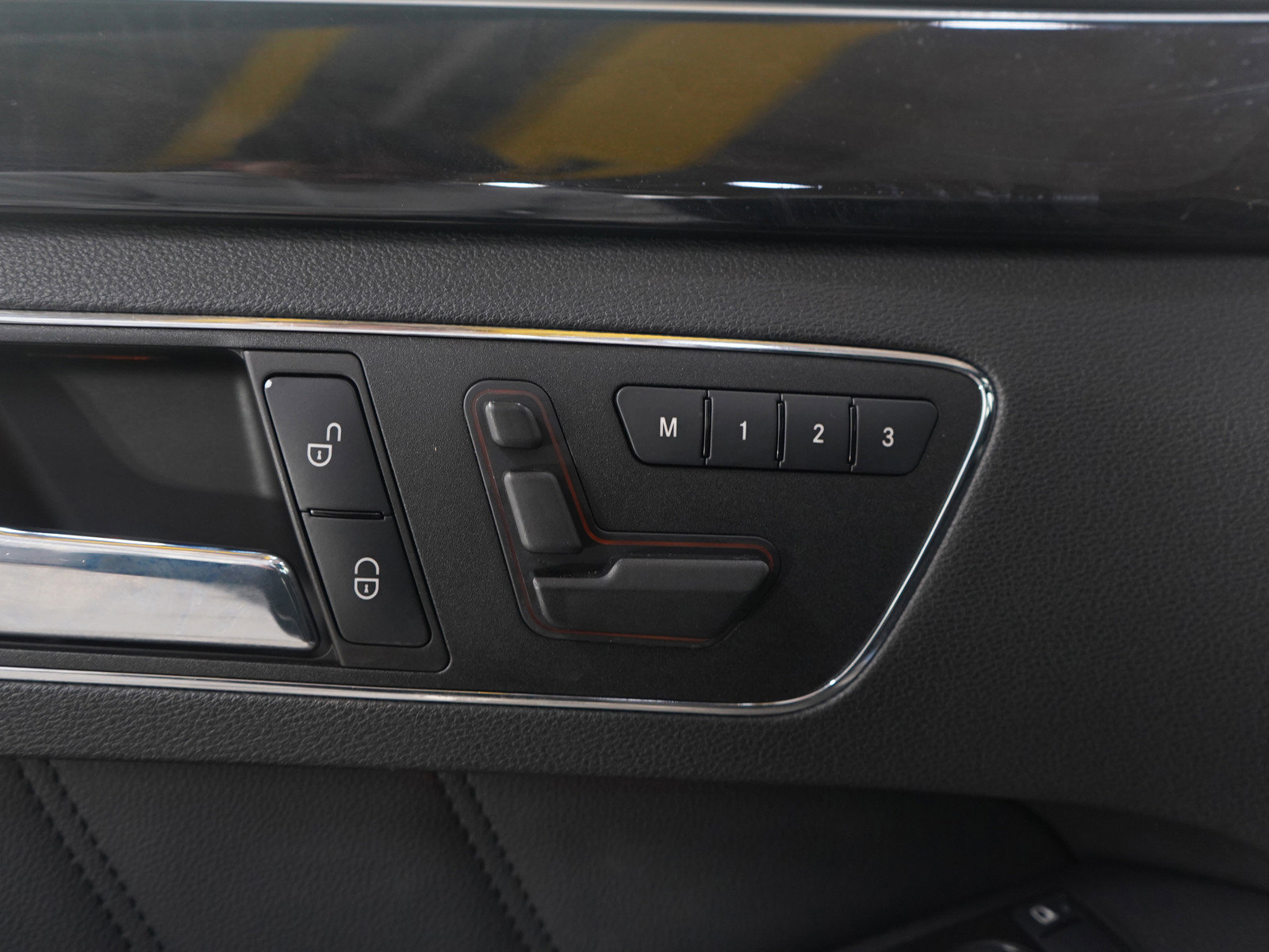 Used 2010 Mercedes-Benz E 63 AMG Sedan image 23