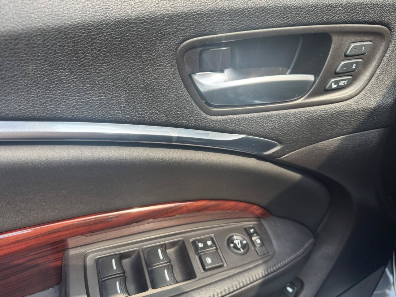 Used 2016 Acura MDX SH-AWD image 20