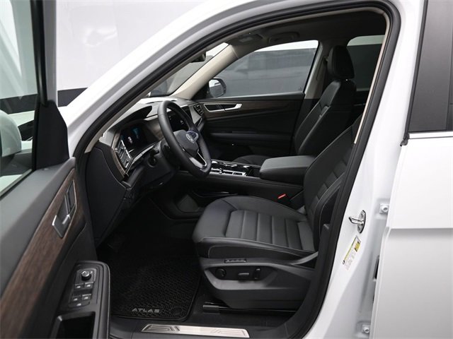 New 2026 Volkswagen Atlas SEL image 9