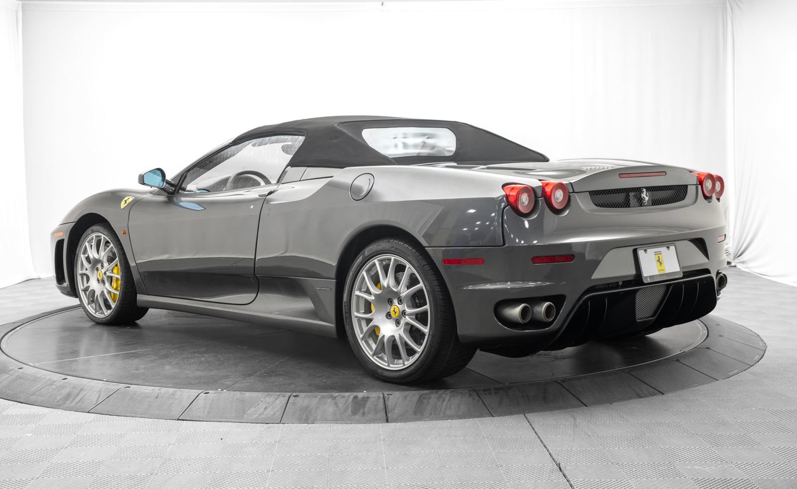 Used 2009 Ferrari F430 Spider RWD image 5