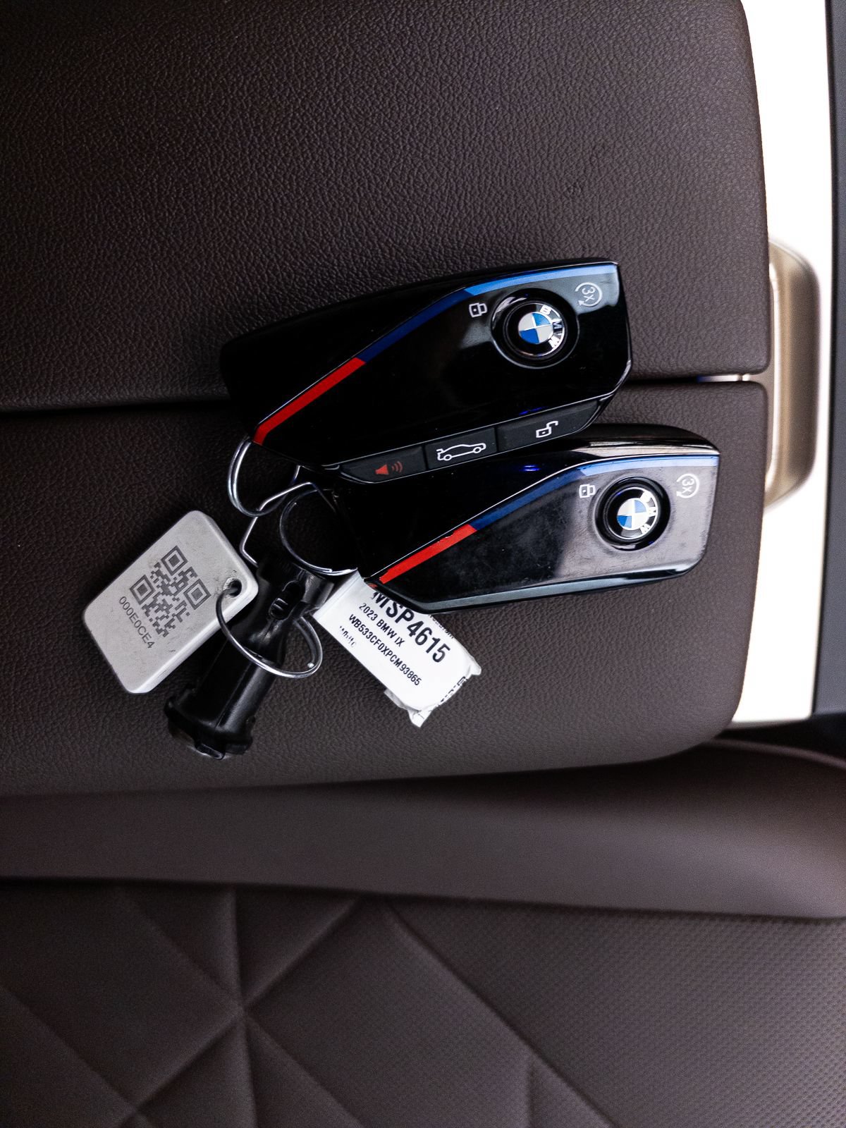 Used 2023 BMW iX M60 w/ Executive Package AWD/4WD image 33