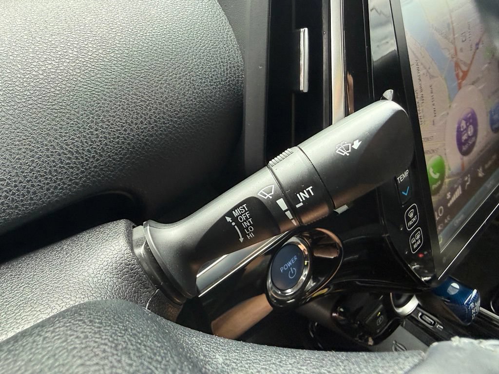 Used 2020 Toyota Prius Prime XLE FWD image 29