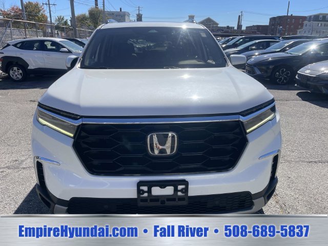 Used 2023 Honda Pilot Touring image 8
