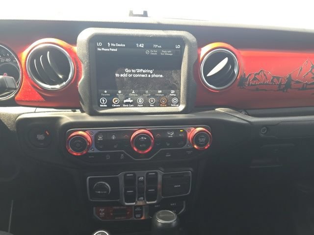 Used 2021 Jeep Gladiator Rubicon AWD/4WD image 14