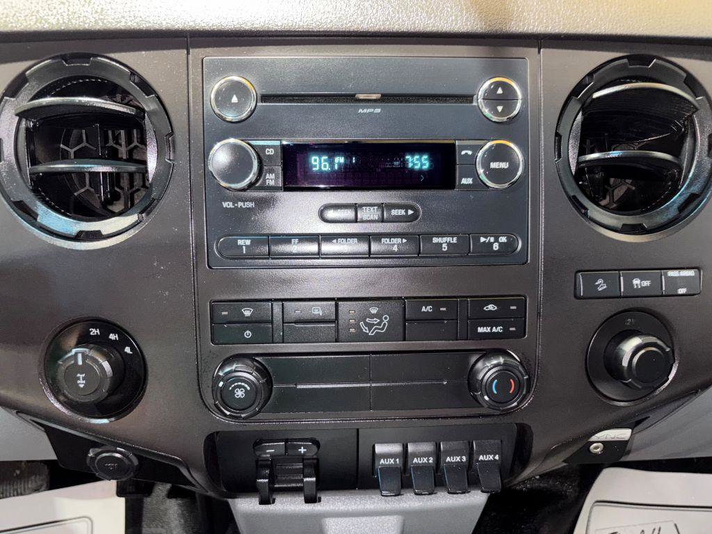 Used 2016 Ford F250 XL w/ Power Equipment Group AWD/4WD image 19