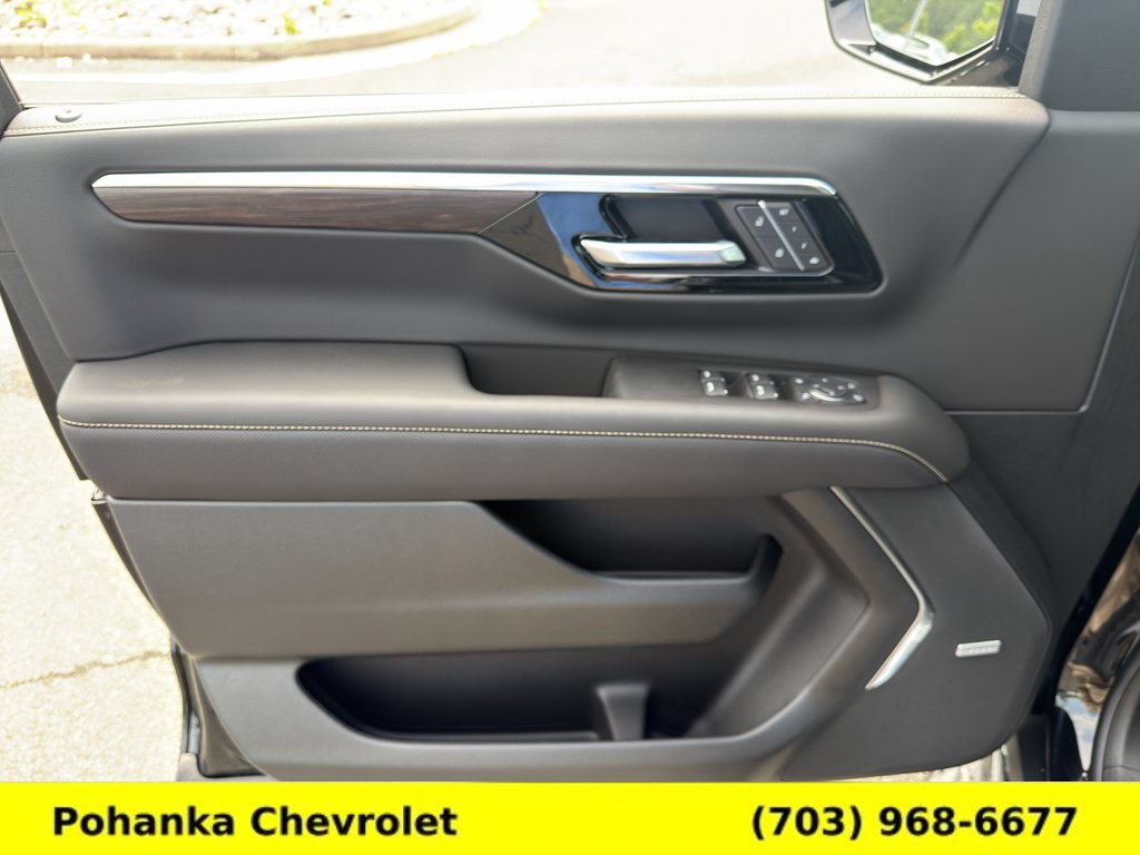 New 2026 Chevrolet Tahoe Premier w/ Sun And Tow Package AWD/4WD image 21