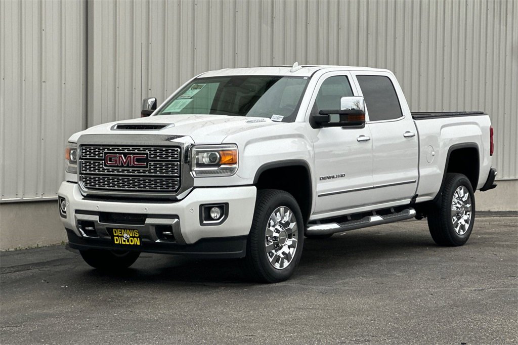 Used 2018 GMC Sierra 2500 Denali w/ Duramax Plus Package image 8