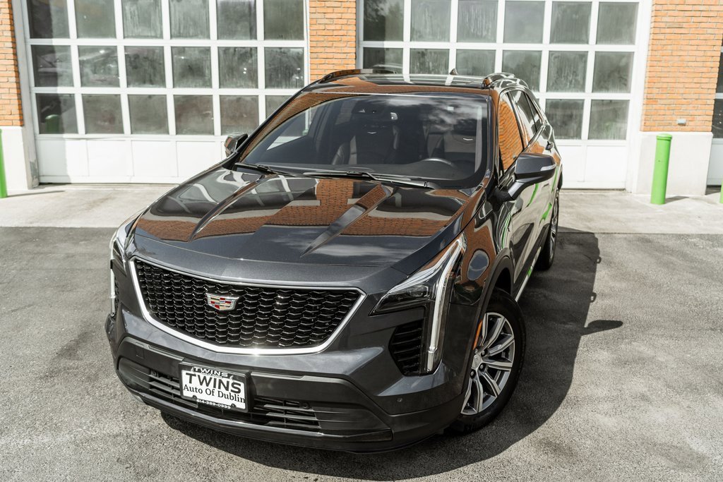 Used 2021 Cadillac XT4 Sport image 2