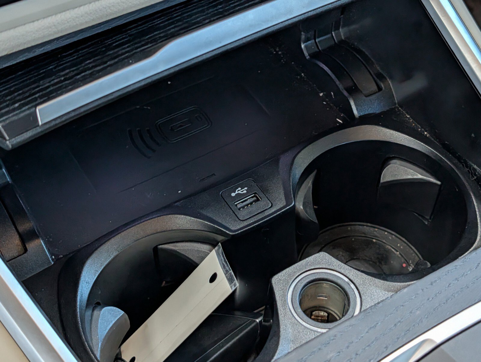 Certified 2025 BMW 330i xDrive Sedan w/ M Sport Package image 24