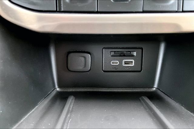 Used 2022 GMC Acadia Denali image 24