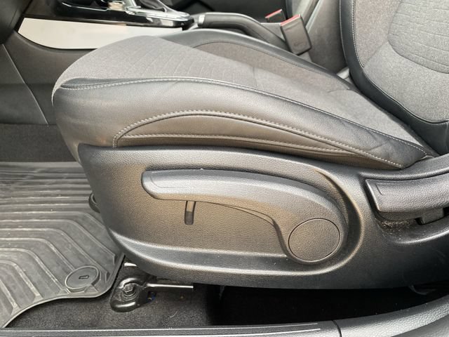 Used 2022 Kia Seltos S FWD image 24