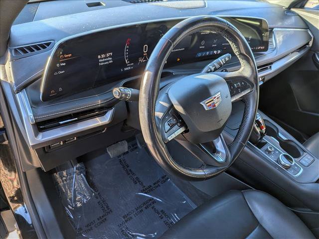 Used 2024 Cadillac XT4 Premium Luxury image 10