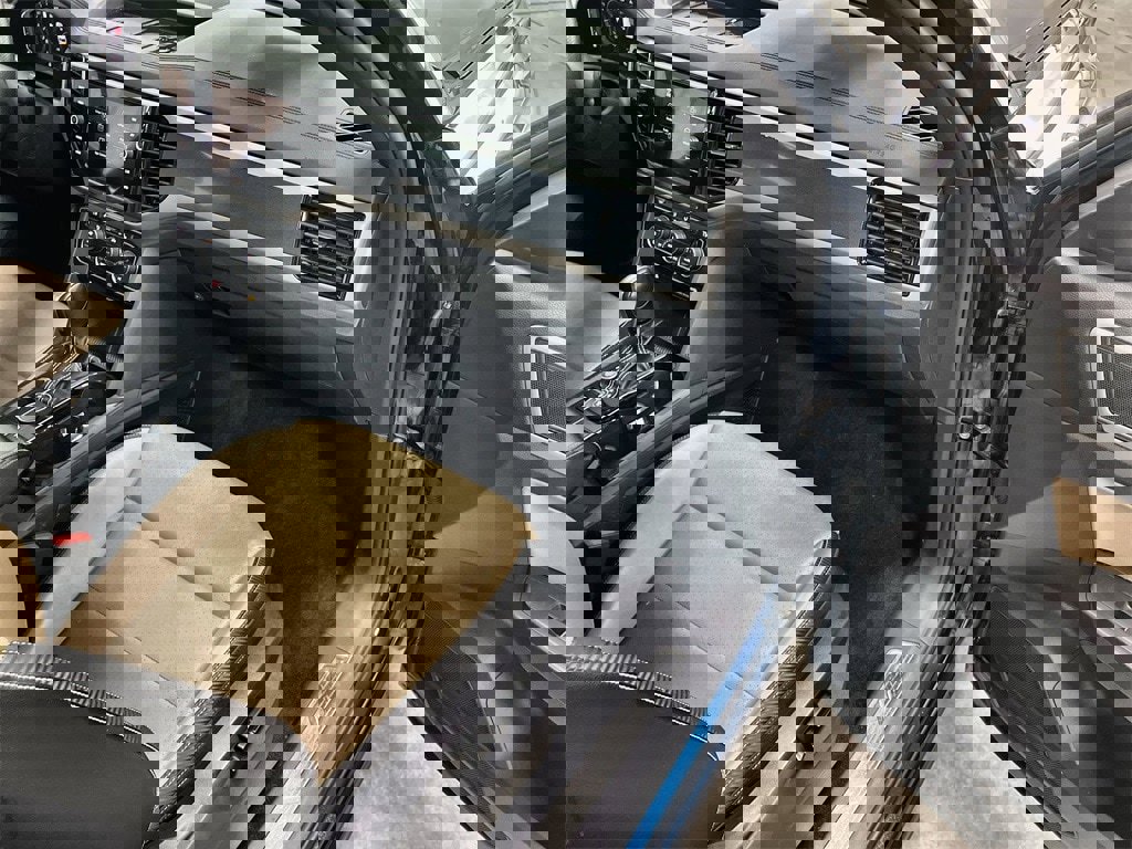 Used 2022 Volkswagen Atlas Cross Sport SEL R-Line image 30