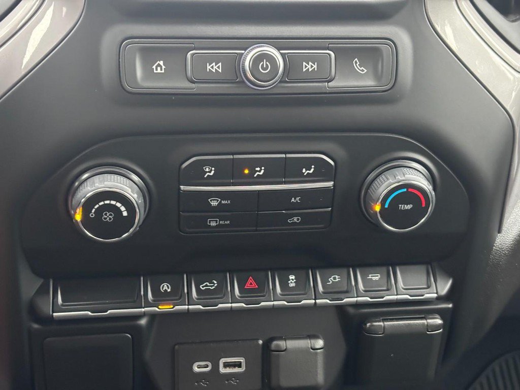 Used 2022 Chevrolet Silverado 1500 Custom w/ Safety Confidence Package RWD image 22