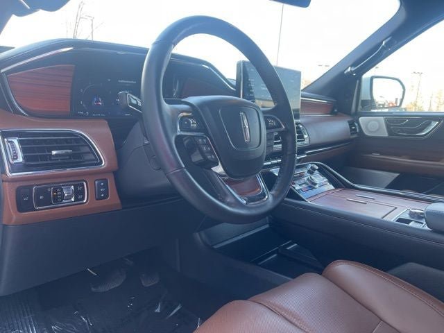Certified 2024 Lincoln Navigator L Reserve AWD/4WD image 26