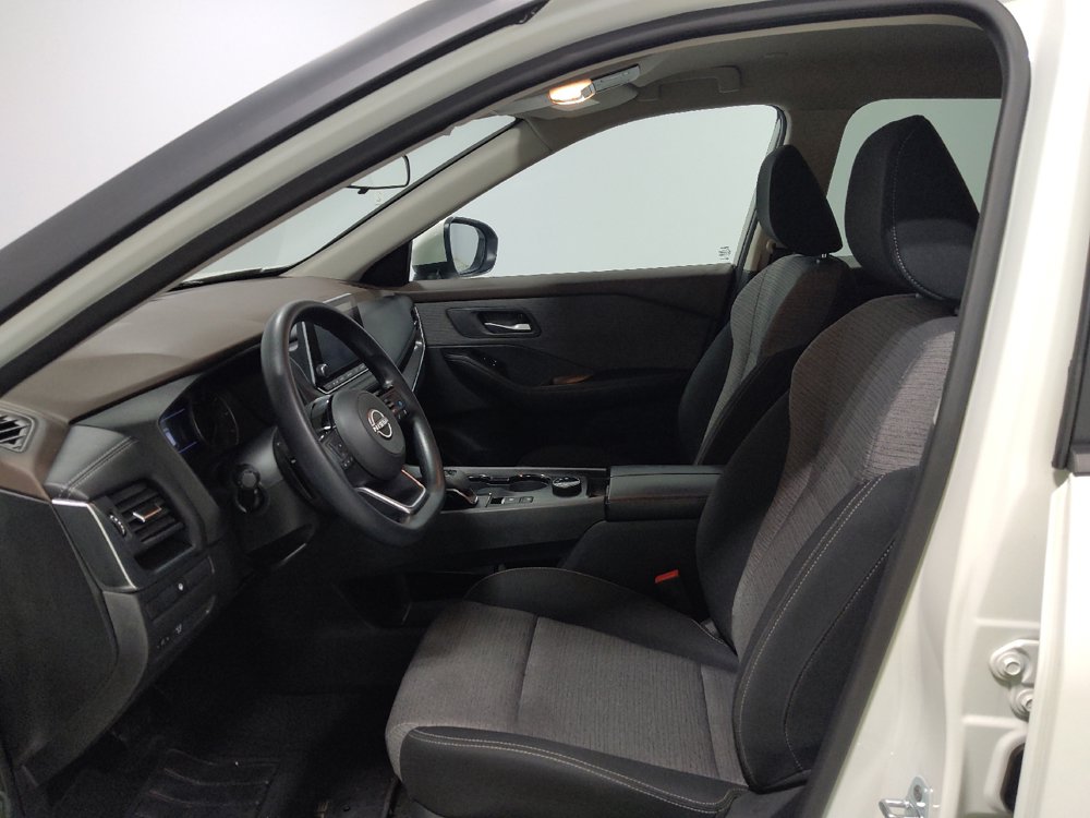 Used 2023 Nissan Rogue SV AWD/4WD image 17