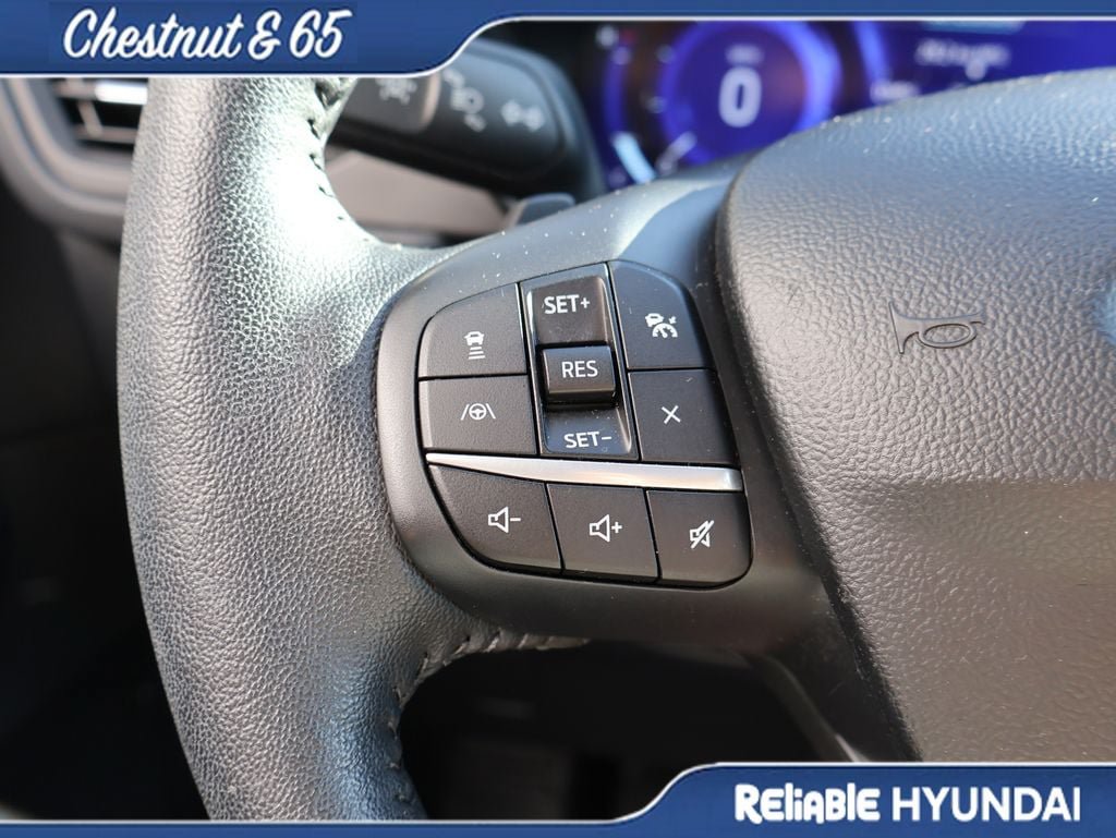 Used 2020 Ford Escape Titanium AWD/4WD image 27