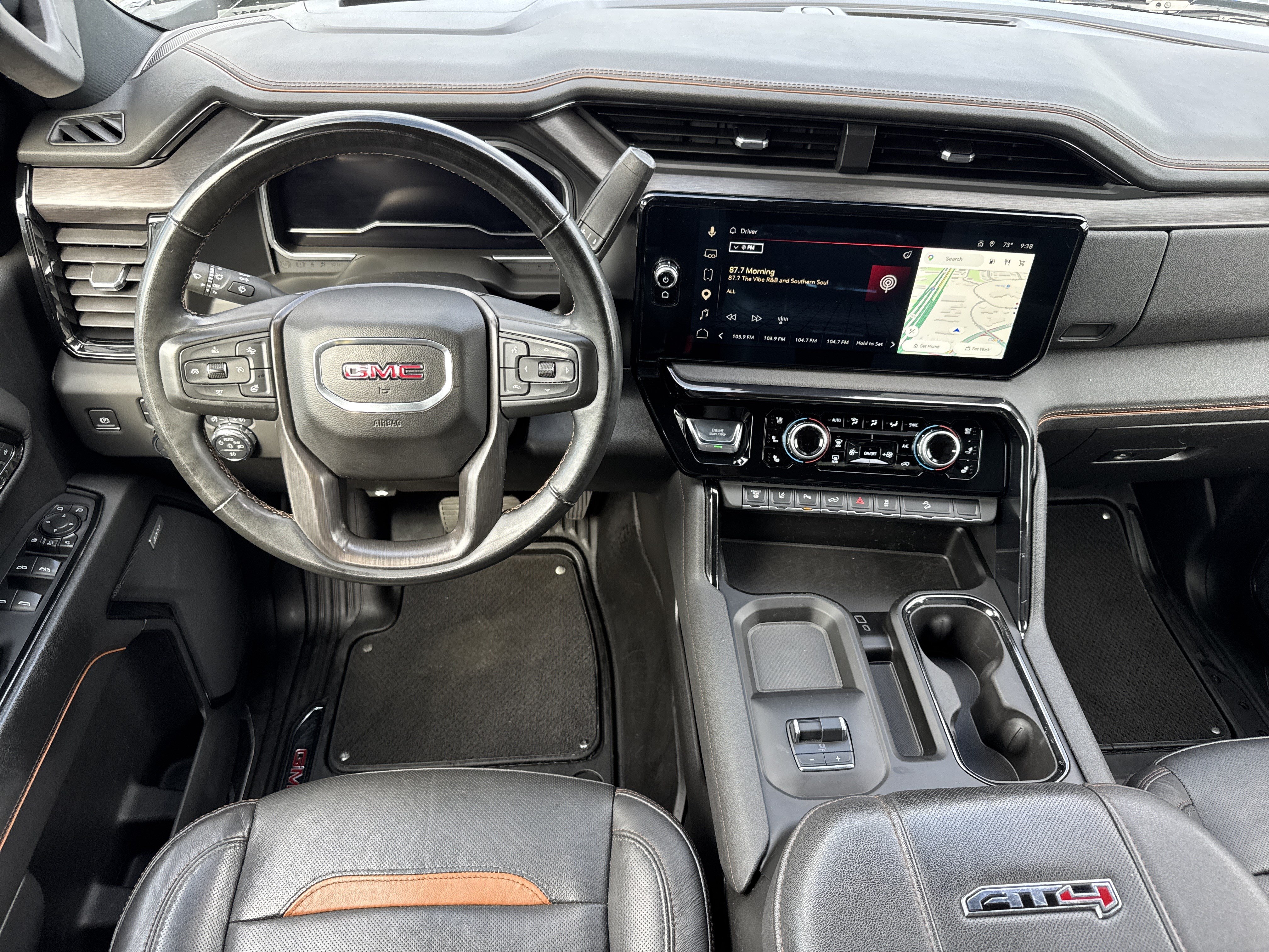 Used 2024 GMC Sierra 2500 AT4 w/ AT4 Premium Plus Package AWD/4WD image 17