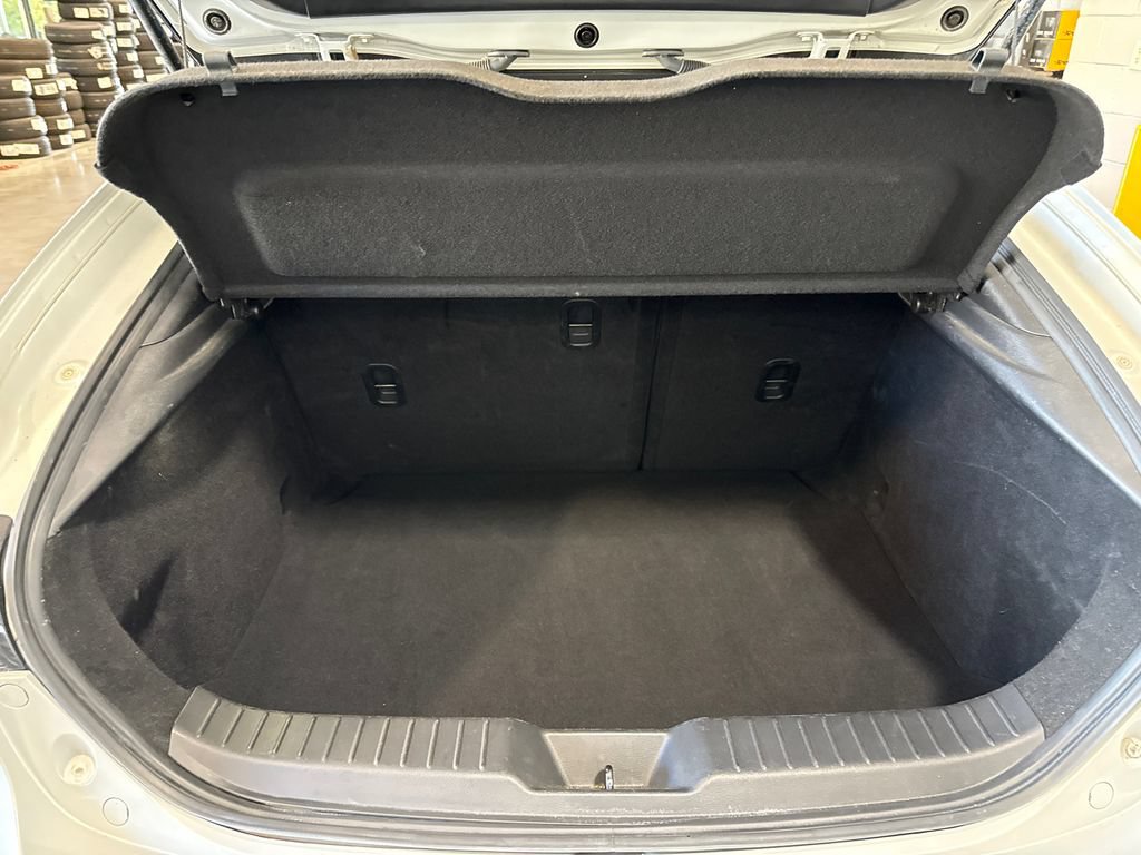 Certified 2025 MAZDA MAZDA3 s Sport FWD image 11