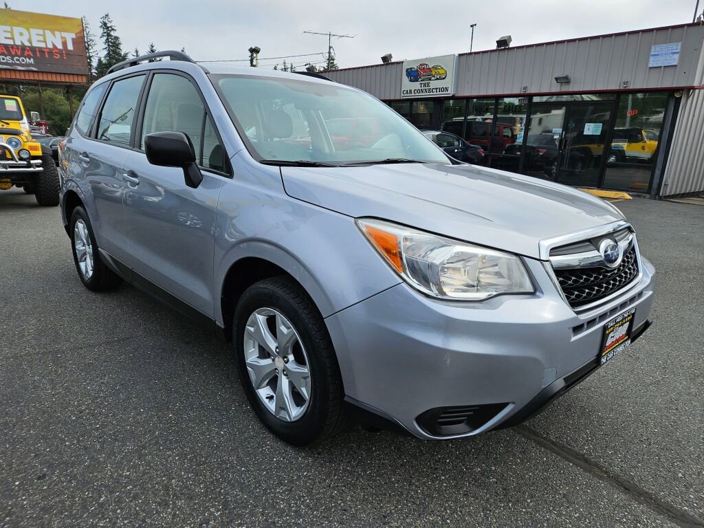 Used 2015 Subaru Forester 2.5i w/ Alloy Wheel Package image 3