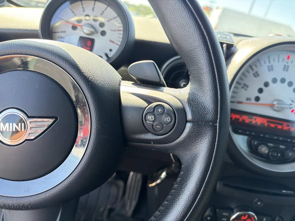 Used 2011 MINI Cooper S FWD image 19