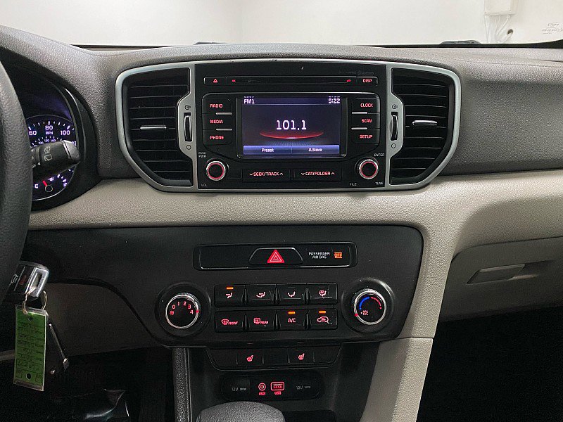 Used 2017 Kia Sportage LX w/ LX Popular Package image 19