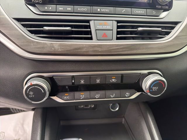 Used 2025 Nissan Altima 2.5 SV image 17