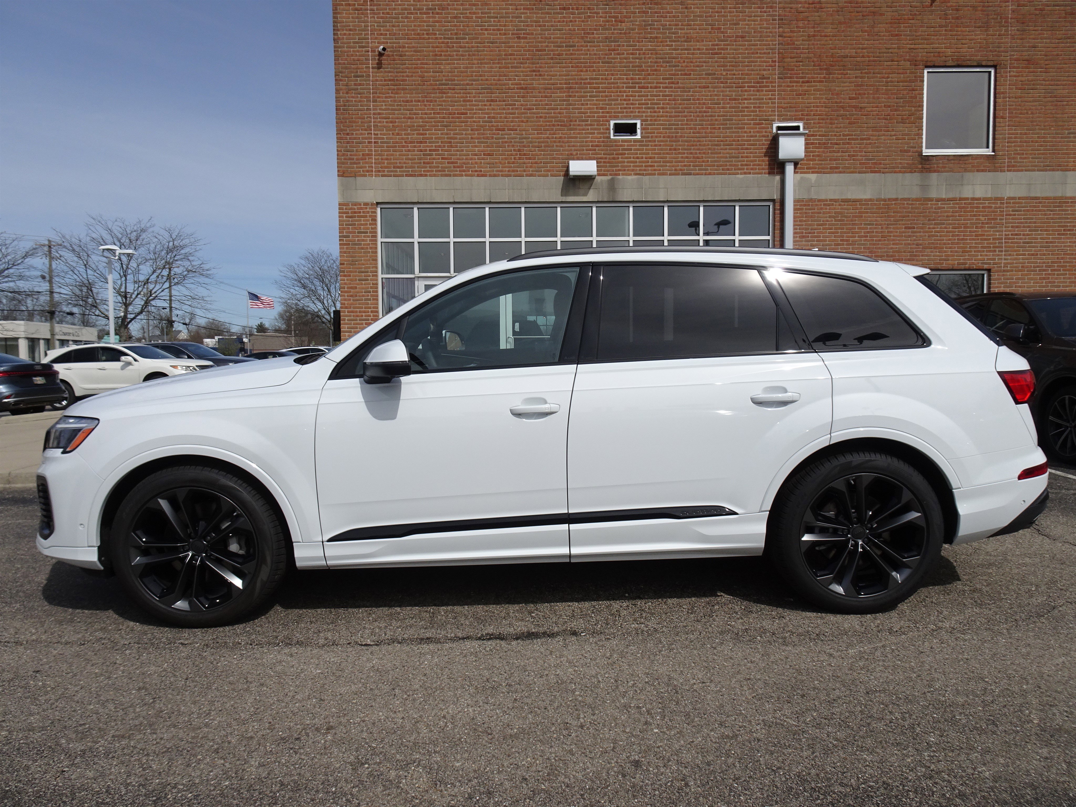 New 2026 Audi Q7 3.0T Premium Plus AWD/4WD image 2