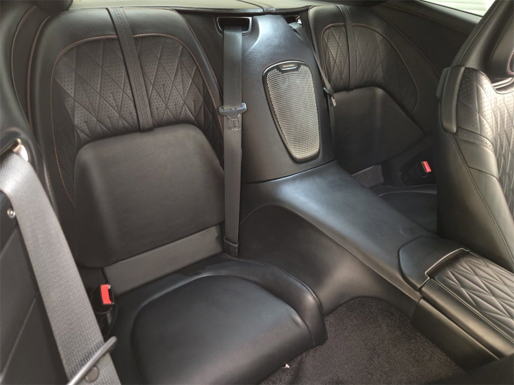 Used 2024 Aston Martin DB12 Coupe image 23