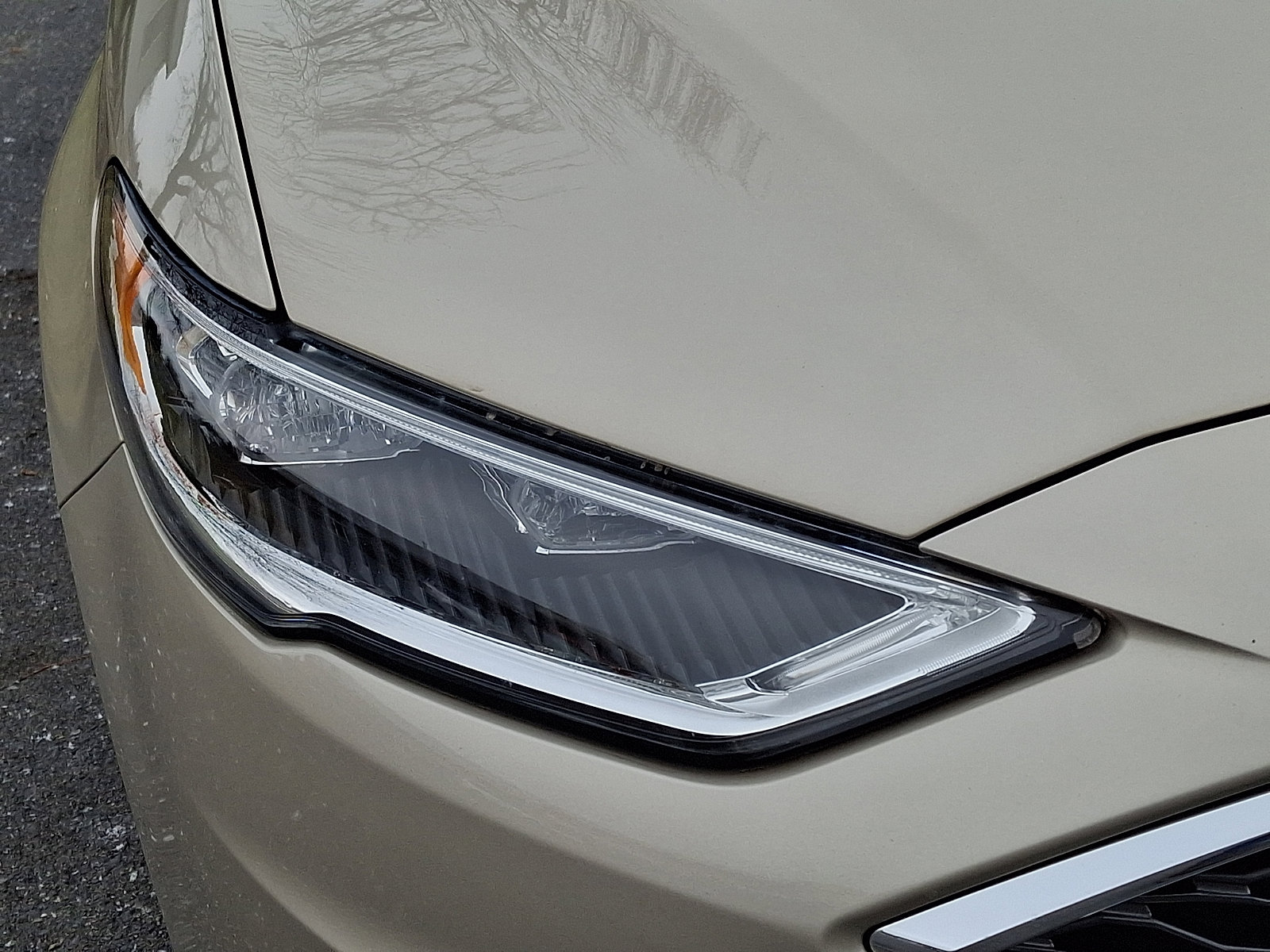 Used 2018 Ford Fusion Energi Platinum image 9