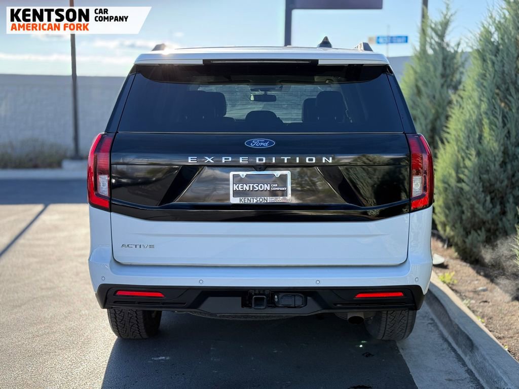 Used 2025 Ford Expedition Active image 7