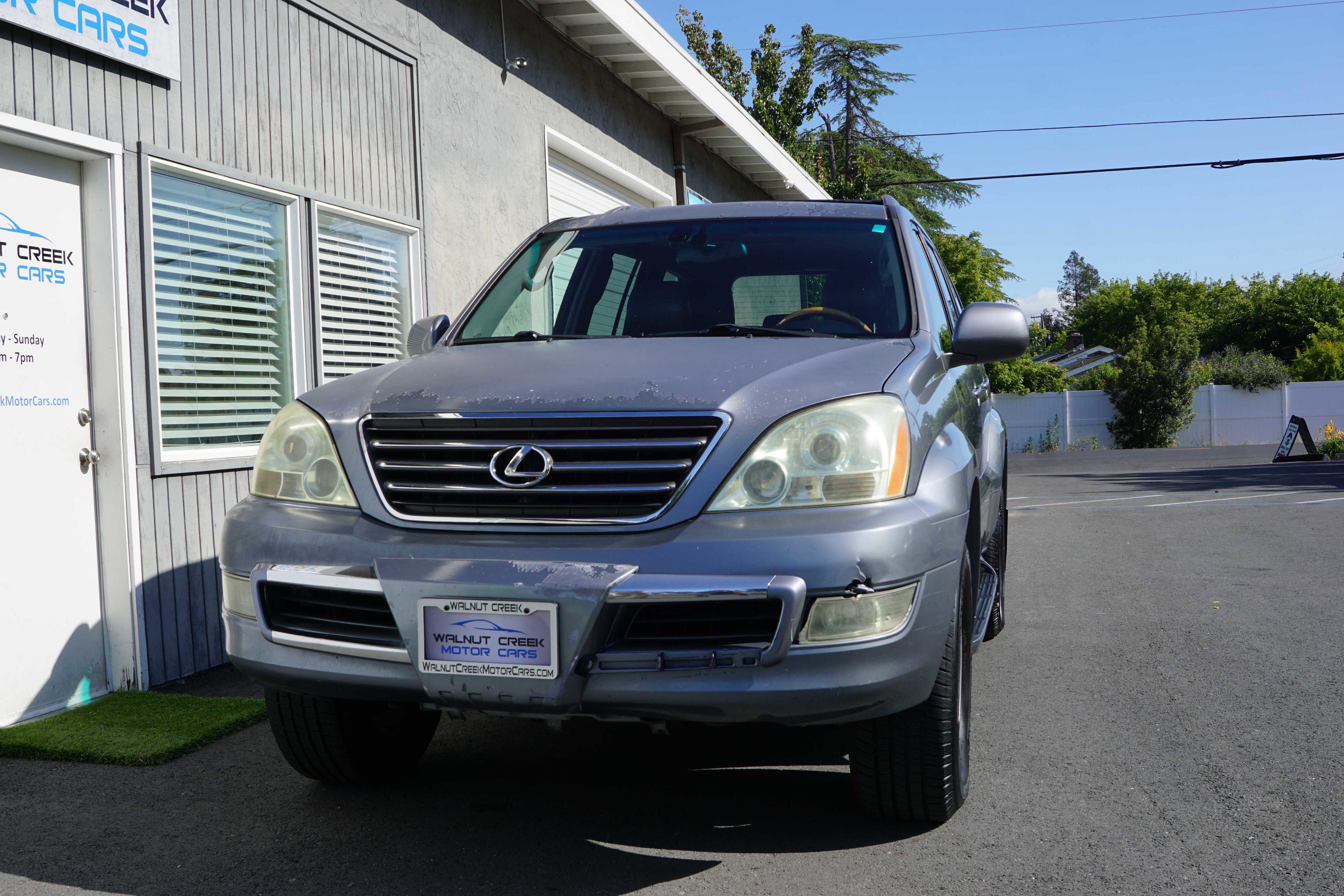 Used 2004 Lexus GX 470 AWD/4WD image 2