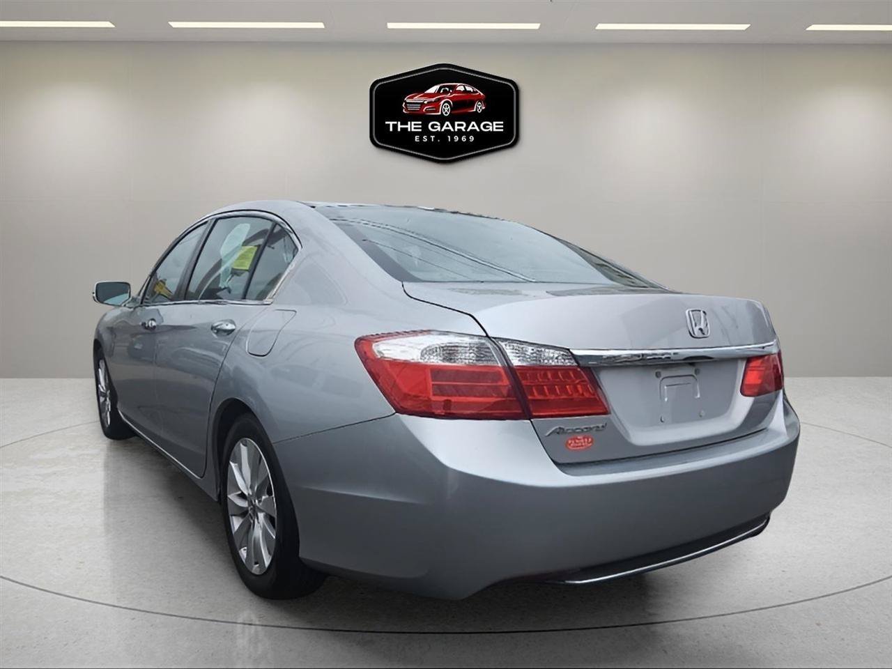 Used 2015 Honda Accord EX-L image 4