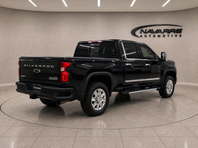 Used 2024 Chevrolet Silverado 2500 High Country w/ High Country Premium Package AWD/4WD image 7