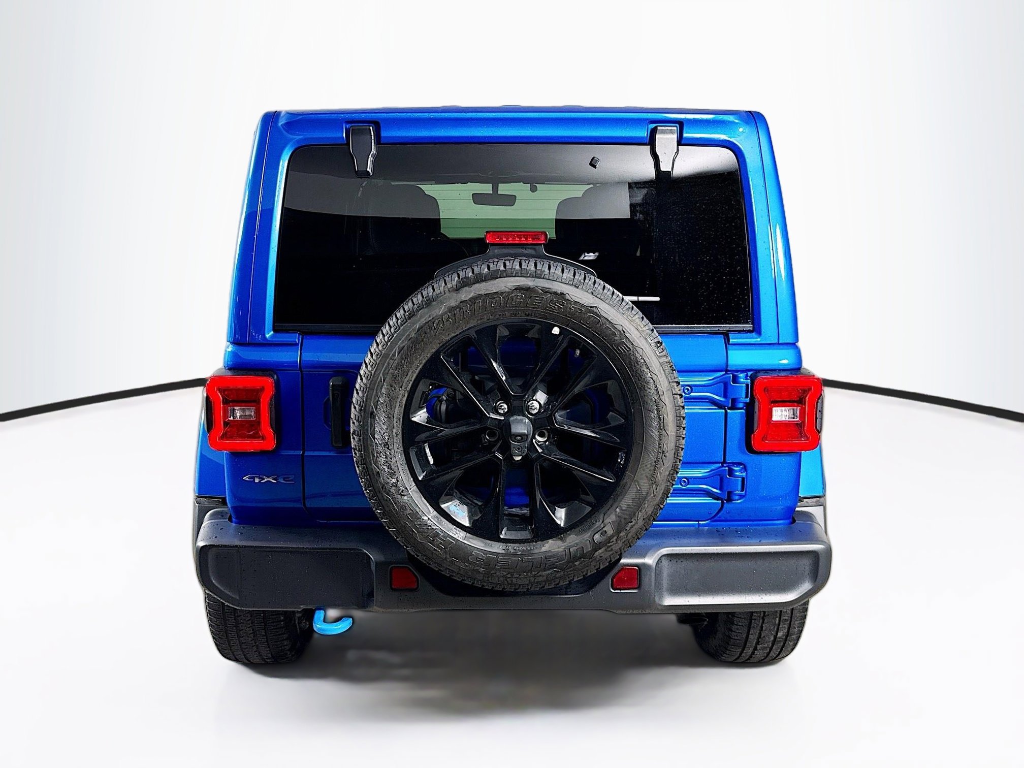 Used 2023 Jeep Wrangler Unlimited Sahara w/ Cold Weather Group image 30