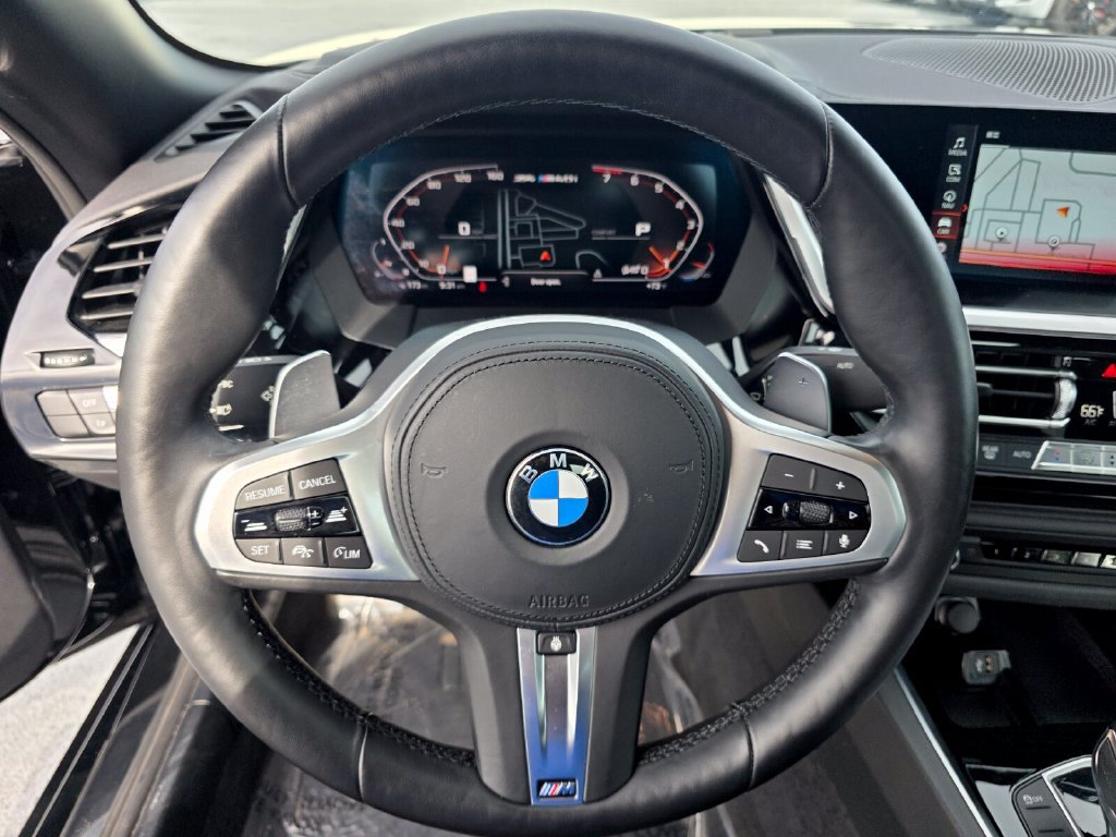 Used 2022 BMW Z4 M40i w/ Driving Assistance Package RWD image 12