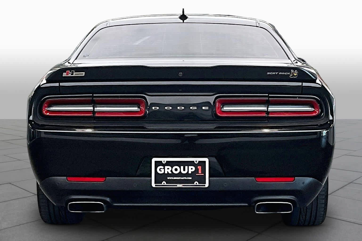 Used 2021 Dodge Challenger R/T Scat Pack RWD image 5